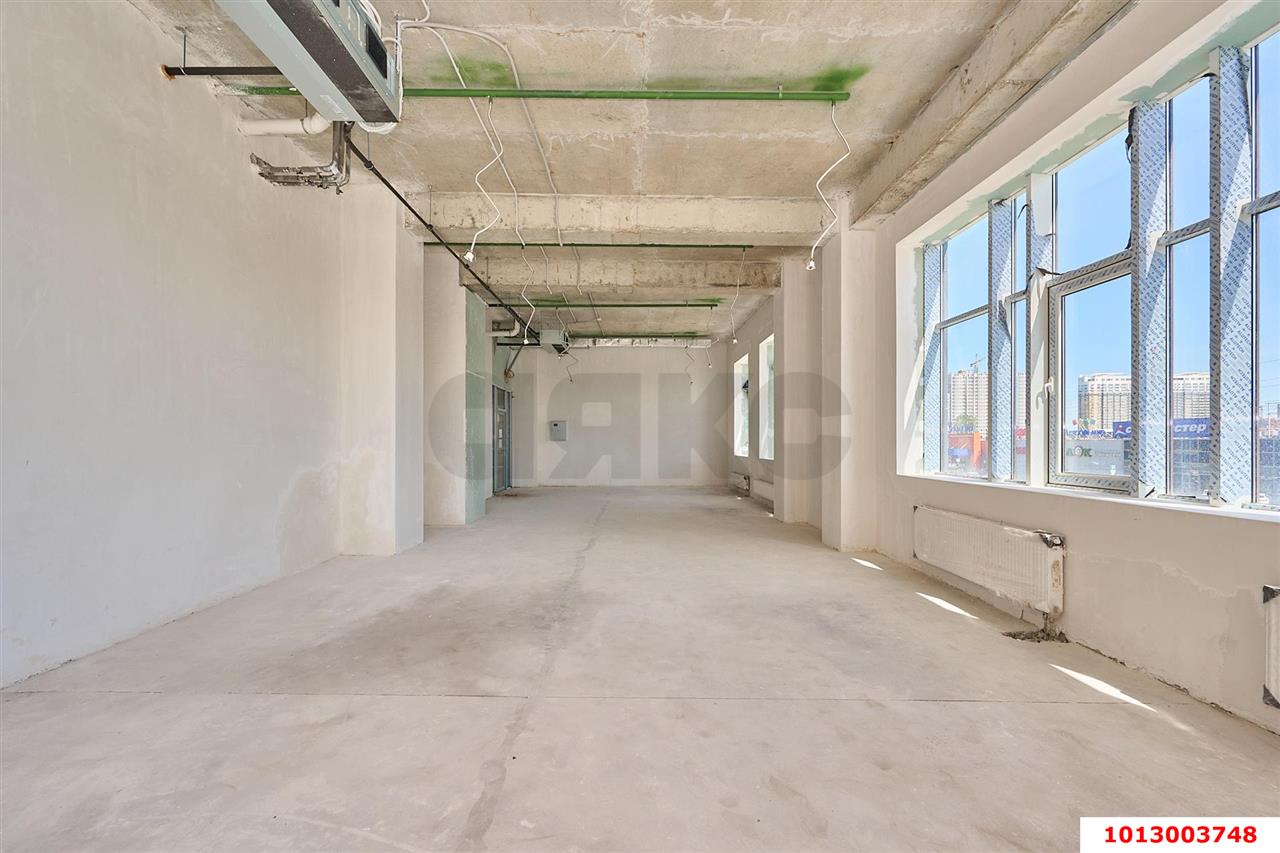 Фото №10: Торговое помещение 91 м² - Краснодар, жилой комплекс Гранд Пэлэс, ул. Уральская, 75/6