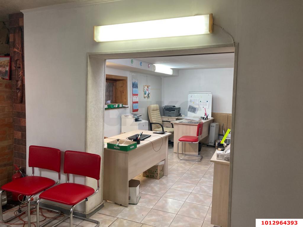 Фото №3: Дом 231 м² + 1.71 сот. - Краснодар, Центральный внутригородской округ, мкр. Центральный, ул. Митрофана Седина, 111