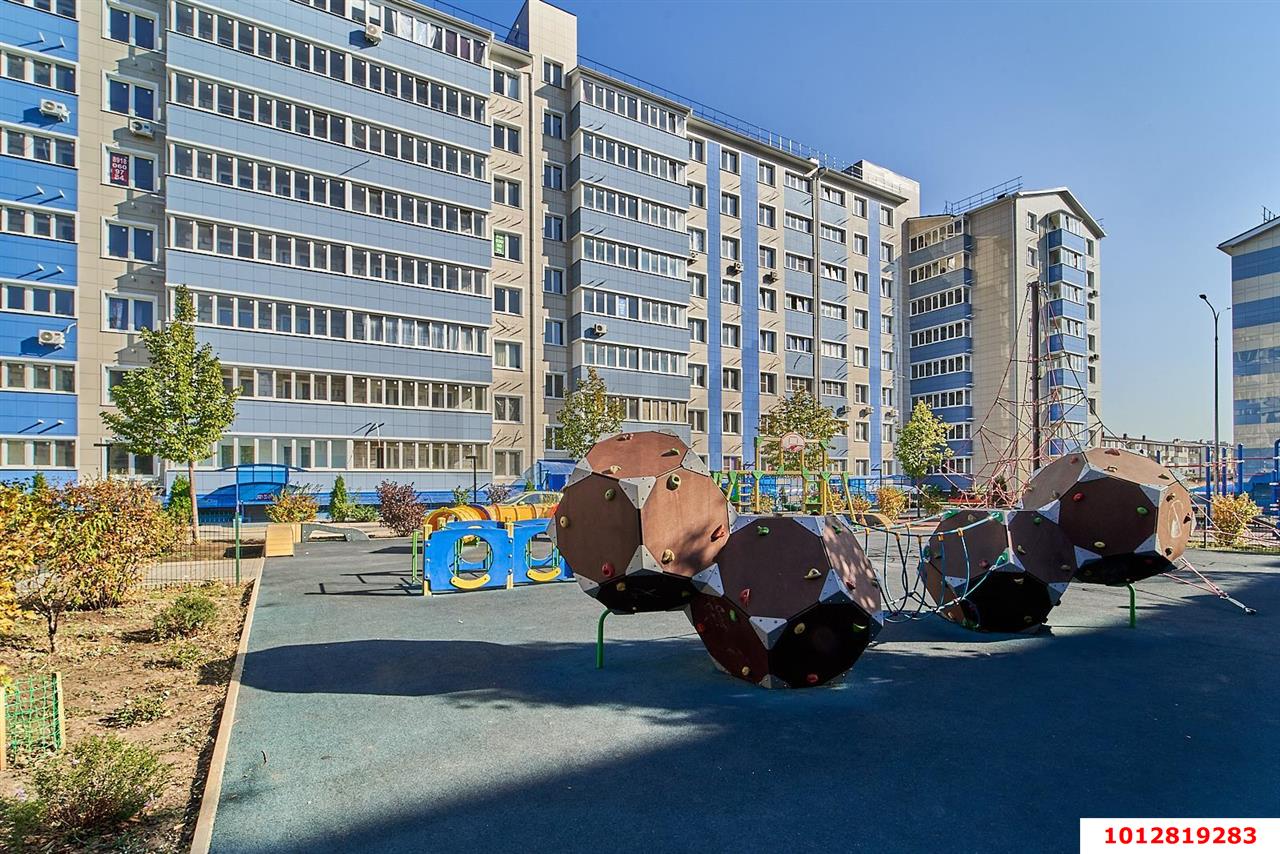 Фото №4: Торговое помещение 22 м² - Краснодар, жилой комплекс Краски, ул. Краеведа Соловьёва, 6к3