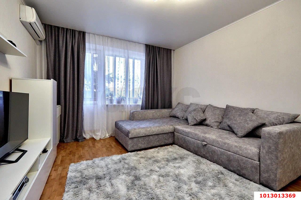 Фото №1: 2-комнатная квартира 55 м² - Краснодар, Прикубанский внутригородской округ, Завод Радиоизмерительных Приборов, п. Калинино, ул. Российская, 446/6