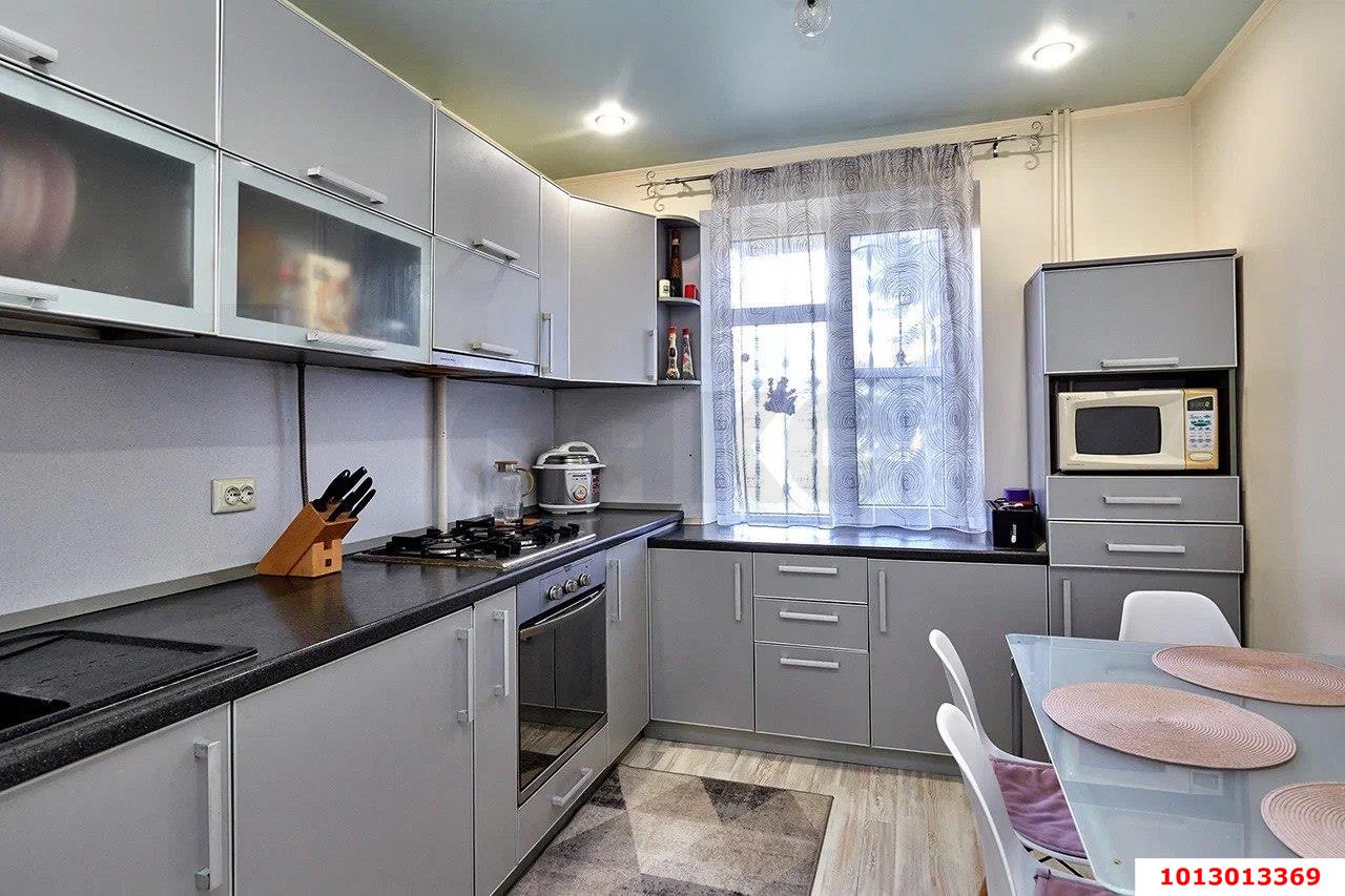 Фото №5: 2-комнатная квартира 55 м² - Краснодар, Прикубанский внутригородской округ, Завод Радиоизмерительных Приборов, п. Калинино, ул. Российская, 446/6