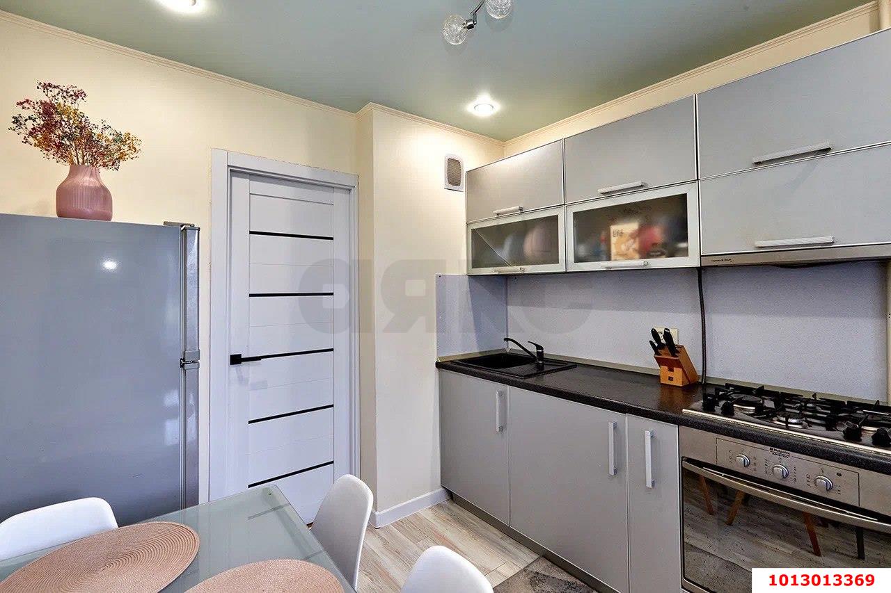 Фото №6: 2-комнатная квартира 55 м² - Краснодар, Прикубанский внутригородской округ, Завод Радиоизмерительных Приборов, п. Калинино, ул. Российская, 446/6