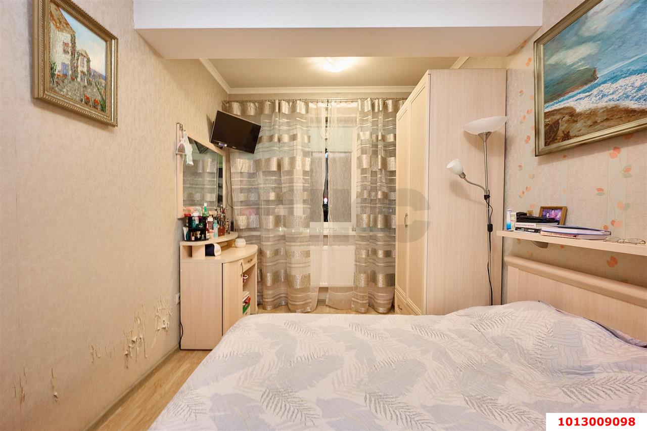 Фото №2: 3-комнатная квартира 67 м² - Краснодар, Прикубанский внутригородской округ, Завод Радиоизмерительных Приборов, мкр. Музыкальный, ул. имени Сергея Есенина, 113