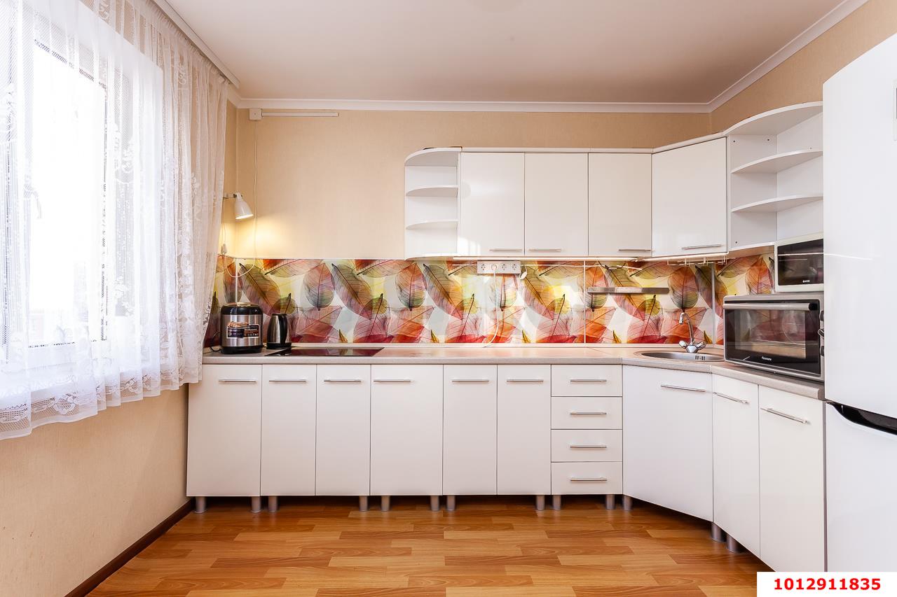 Фото №6: 2-комнатная квартира 62 м² - Краснодар, Микрохирургии глаза, ул. Академика Лукьяненко, 12/1