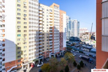 Фото №4: 2-комнатная квартира 62 м² - Краснодар, мкр. Микрохирургии глаза, ул. Академика Лукьяненко, 12/1
