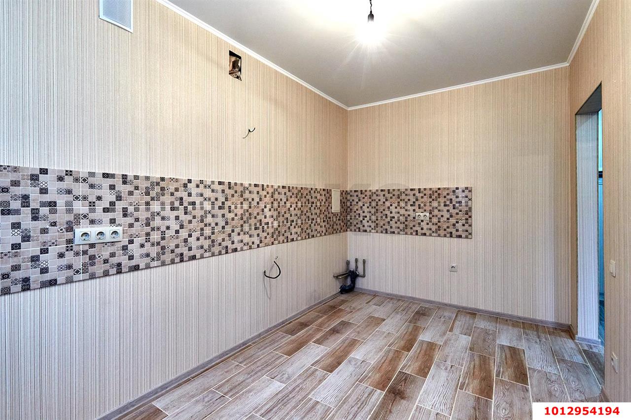 Фото №7: 1-комнатная квартира 27 м² - Новая Адыгея, ул. Бжегокайская, 1/1