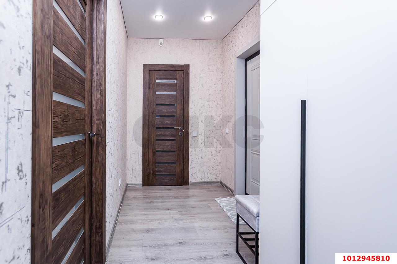 Фото №10: 2-комнатная квартира 65 м² - Краснодар, имени Петра Метальникова, ул. Цезаря Куникова, 24к1