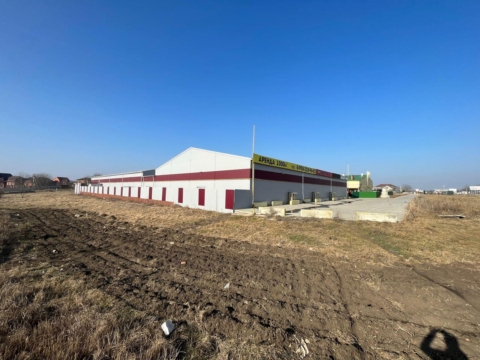 Фото №4: Коммерция 42 м² - Новотитаровская, ул. 8 Марта, 21В