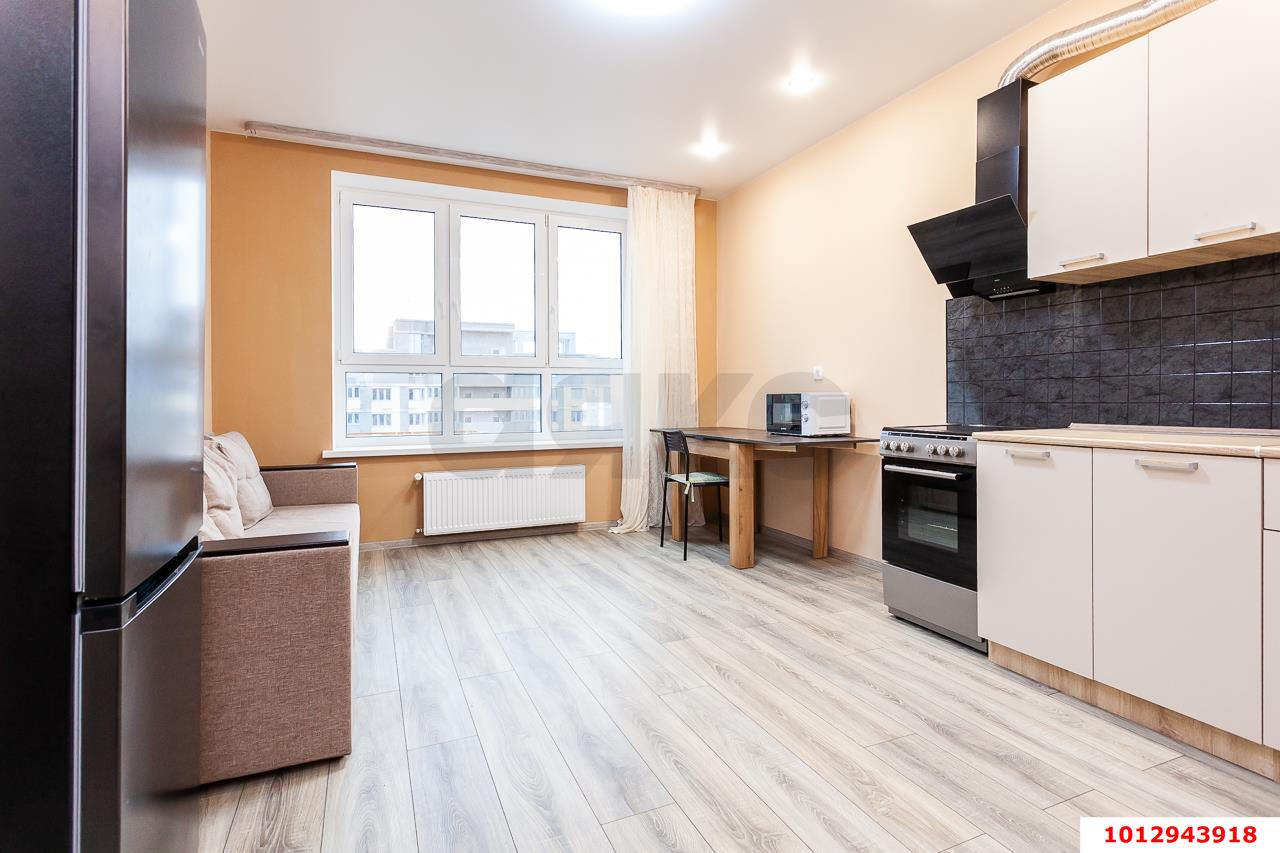 Фото №1: 1-комнатная квартира 44 м² - Краснодар, Пашковский, мкр. Карасунский внутригородской округ, ул. имени В.Н. Мачуги, 166/1