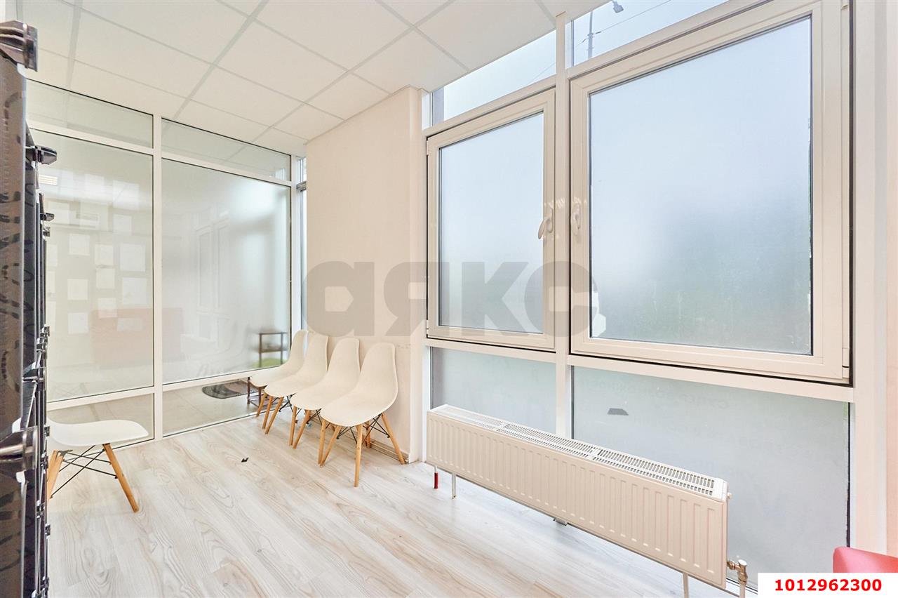 Фото №9: Торговое помещение 71 м² - Краснодар, Светлоград, ул. Красных Партизан, 1/4к10