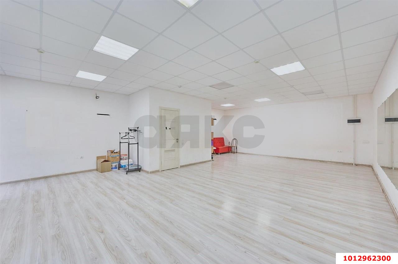 Фото №6: Коммерция 70 м² - Краснодар, Прикубанский внутригородской округ, Славянский, мкр. Светлоград, ул. Красных Партизан, 1/4к10