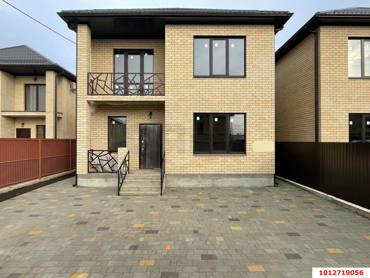 Фото №1: Дом 165 м² + 4 сот. - Яблоновский, Западный внутригородской округ, мкр. жилой комплекс Аврора, ул. Королёва, 27