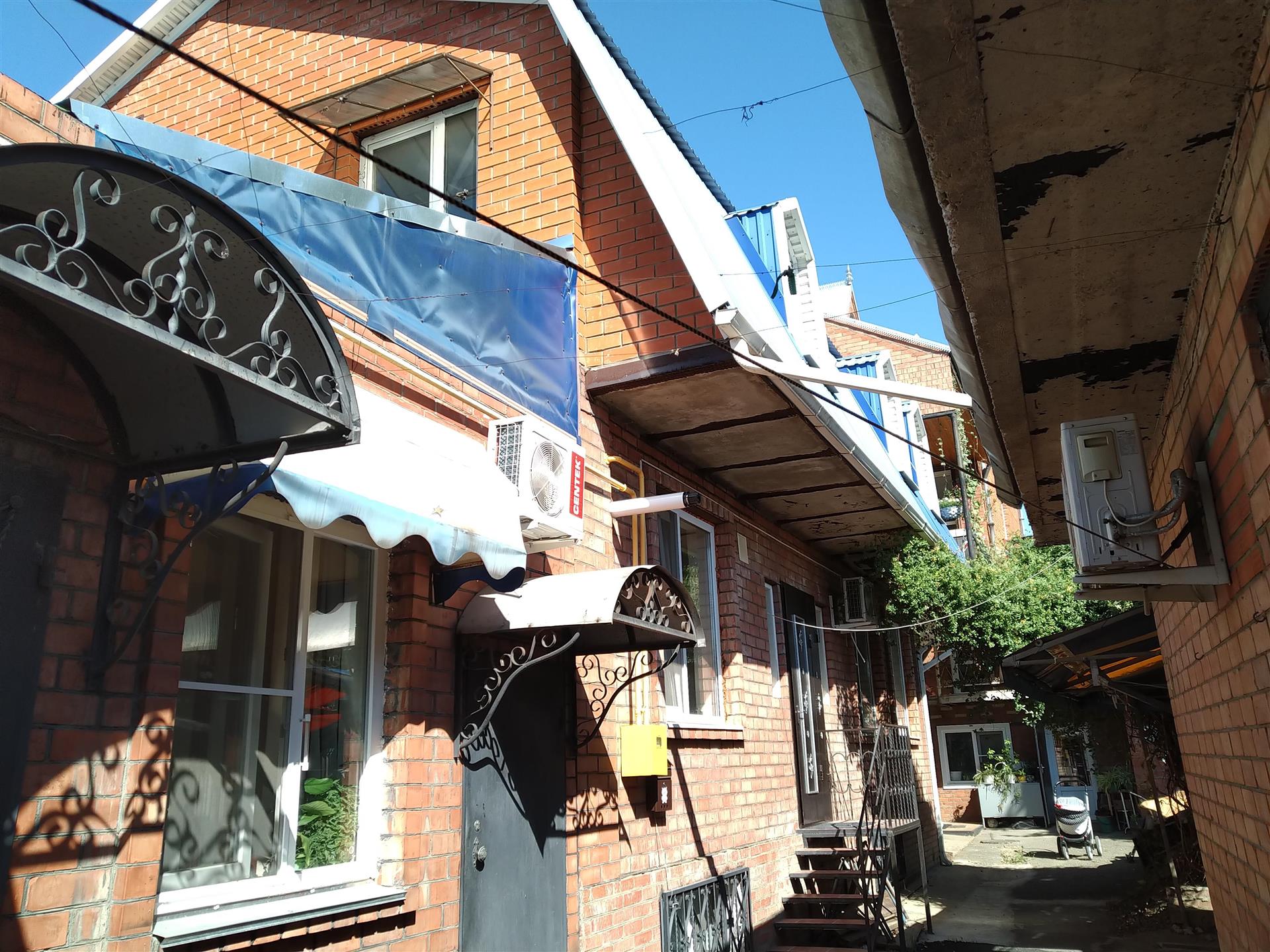 Фото №16: Дом 206 м² + 1 сот. - Краснодар, Центральный внутригородской округ, Западный внутригородской округ, мкр. Центральный, ул. Фрунзе, 148