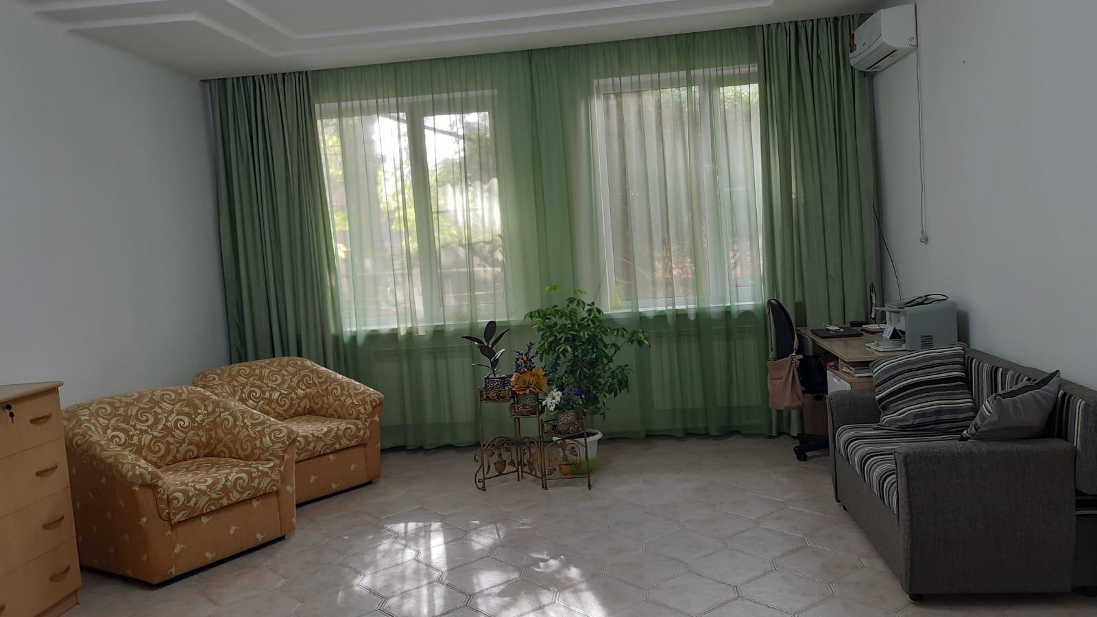 Фото №3: Дом 206 м² + 1 сот. - Краснодар, Центральный внутригородской округ, Западный внутригородской округ, мкр. Центральный, ул. Фрунзе, 148