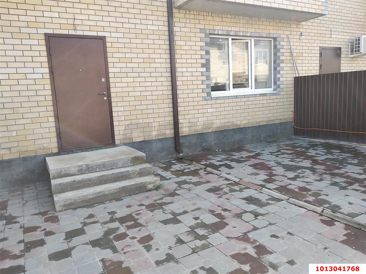 Фото №9: Таунхаус 113 м² + 2 сот. - Российский, жилой комплекс Вилла Роз, ул. Бисерная, 19Л