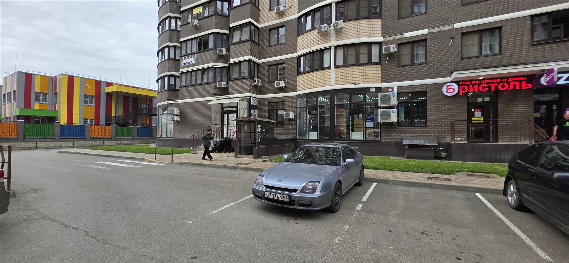 Фото №2: Коммерция 94 м² - Краснодар, жилой комплекс Победа-2, Прикубанский внутригородской округ, Завод Радиоизмерительных Приборов, мкр. имени Петра Метальникова, ул. Цезаря Куникова, 35