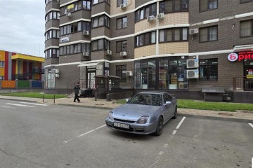 Фото №2: Торговое помещение 95 м² - Краснодар, мкр. жилой комплекс Победа-2, ул. Цезаря Куникова, 35