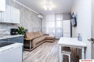 Фото №1: 2-комнатная квартира 62 м² - Краснодар, мкр. жилой комплекс Керченский, ул. им. Героя Сарабеева В.И., 5к5