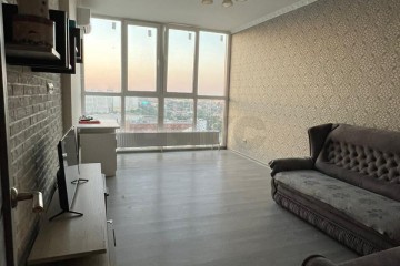 Фото №1: 2-комнатная квартира 58 м² - Краснодар, мкр. жилой комплекс Москва, ул. Российская, 79/3к1