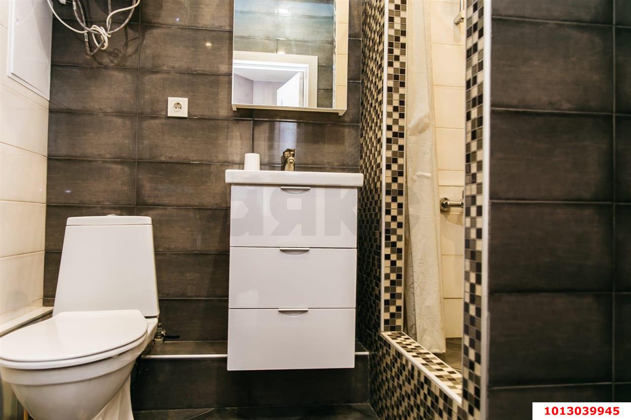 Фото №2: 1-комнатная квартира 30 м² - Краснодар, Прикубанский внутригородской округ, ЖК Губернский, мкр. 4-й квартал, ул. имени Героя Николая Шевелёва, 5