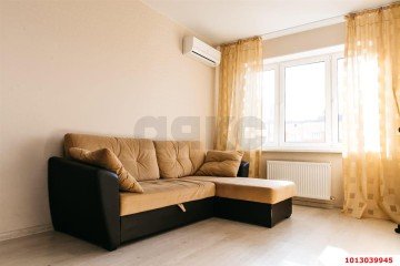 Фото №1: 1-комнатная квартира 35 м² - Краснодар, мкр. Губернский, ул. имени Героя Николая Шевелёва, 5