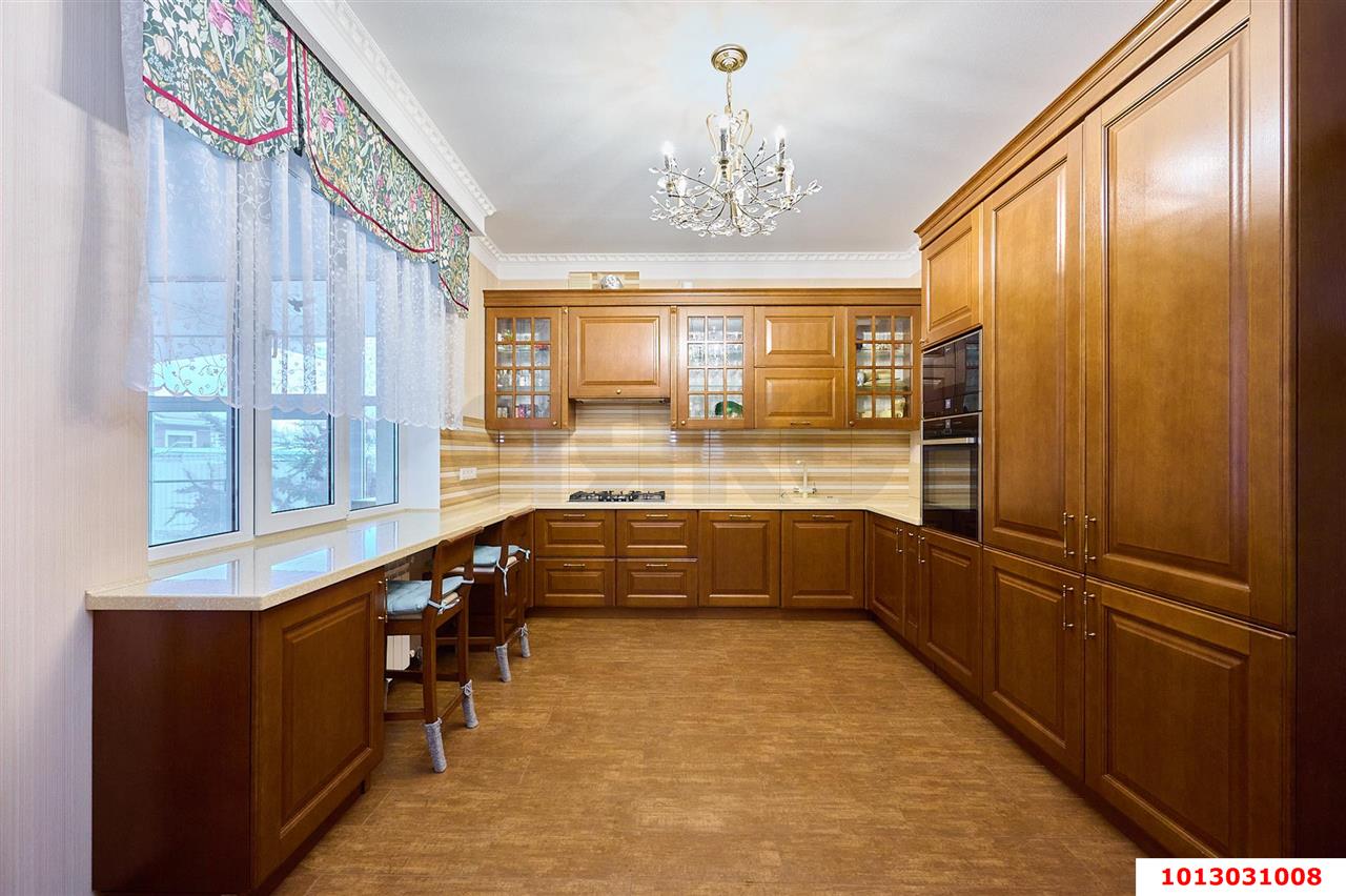 Фото №8: Дом 204 м² + 7.36 сот. - Ленина, мкр. Карасунский внутригородской округ, ул. Тупиковая, 23