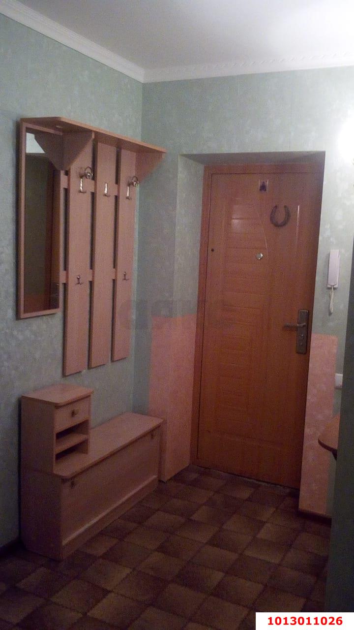 Фото №2: 2-комнатная квартира 56 м² - Краснодар, Прикубанский внутригородской округ, Завод Радиоизмерительных Приборов, мкр. Музыкальный, ул. Ангарская, 1/6