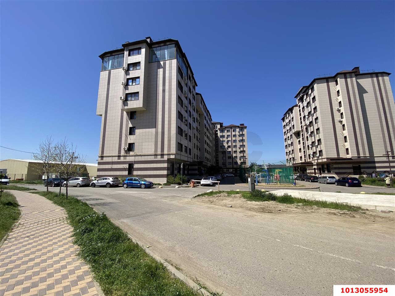 Фото №6: Торговое помещение 73 м² - Новая Адыгея, жилой комплекс Речные просторы, ул. Тургеневское шоссе, 10к1