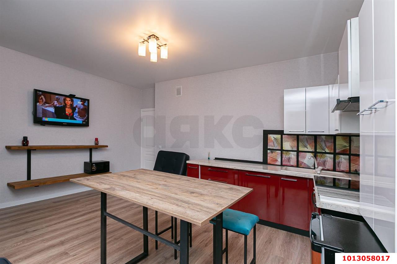 Фото №9: 2-комнатная квартира 65 м² - Краснодар, жилой комплекс Самолёт, ул. Западный Обход, 39/2к2