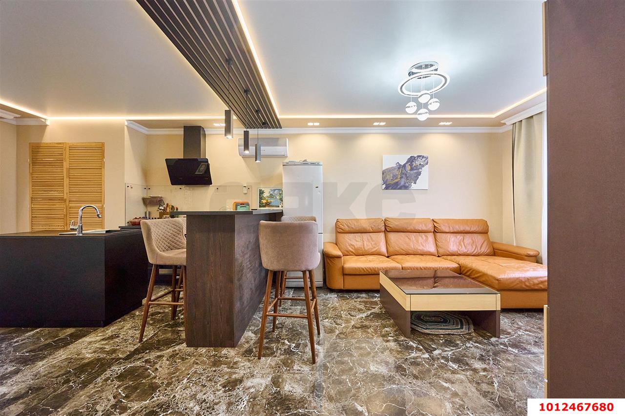 Фото №1: Таунхаус 90 м² + 1.5 сот. - Краснодар, коттеджный  Близкий, ул. Семёна Медведева, 8