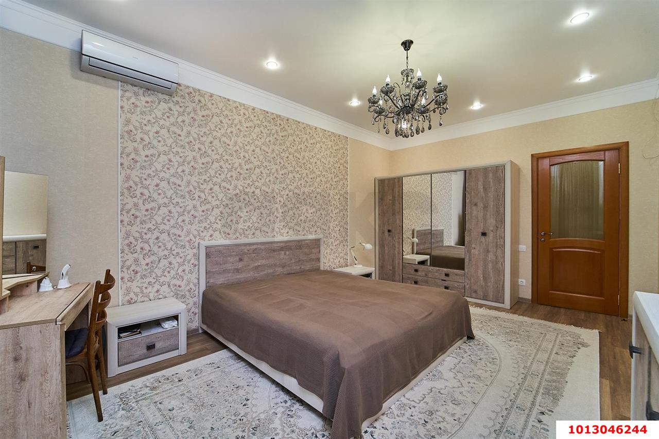 Фото №12: 3-комнатная квартира 110 м² - Краснодар, Центральный внутригородской округ, Покровка, мкр. Центральный, ул. Володарского, 75