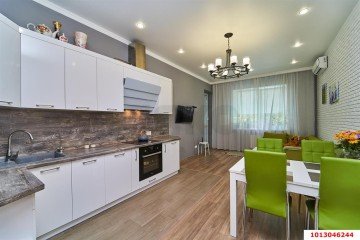 Фото №1: 3-комнатная квартира 110 м² - Краснодар, мкр. Центральный, ул. Володарского, 75