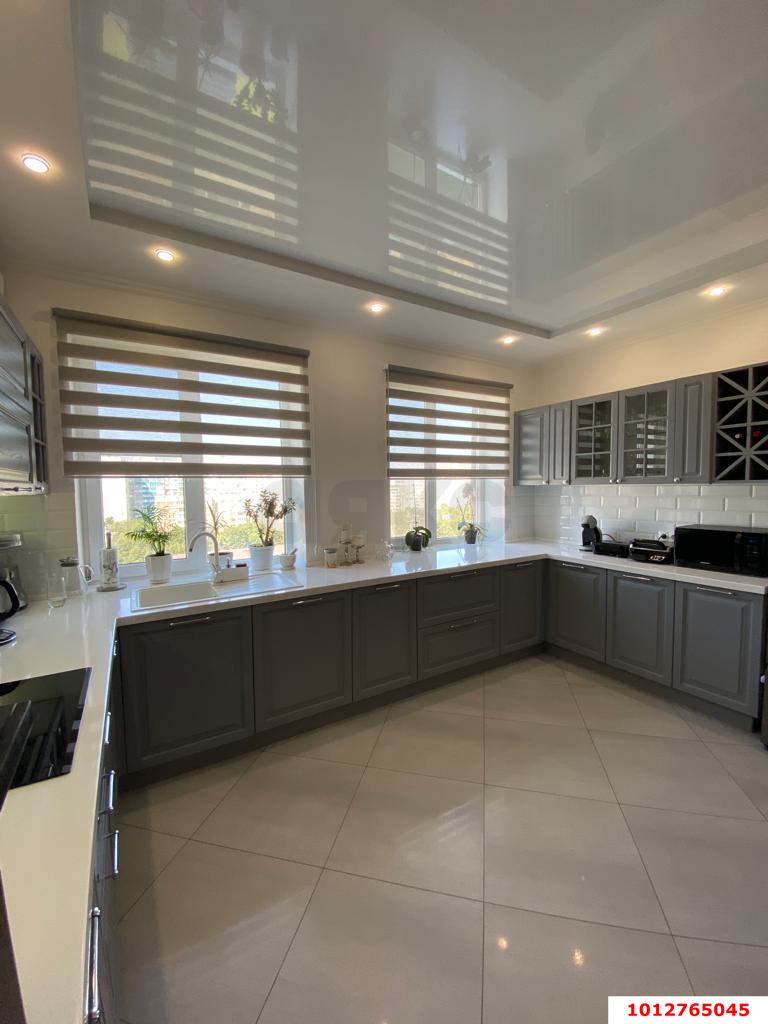 Фото №6: 3-комнатная квартира 84 м² - Краснодар, 40 лет Победы, мкр. Прикубанский внутригородской округ, ул. имени 40-летия Победы, 60