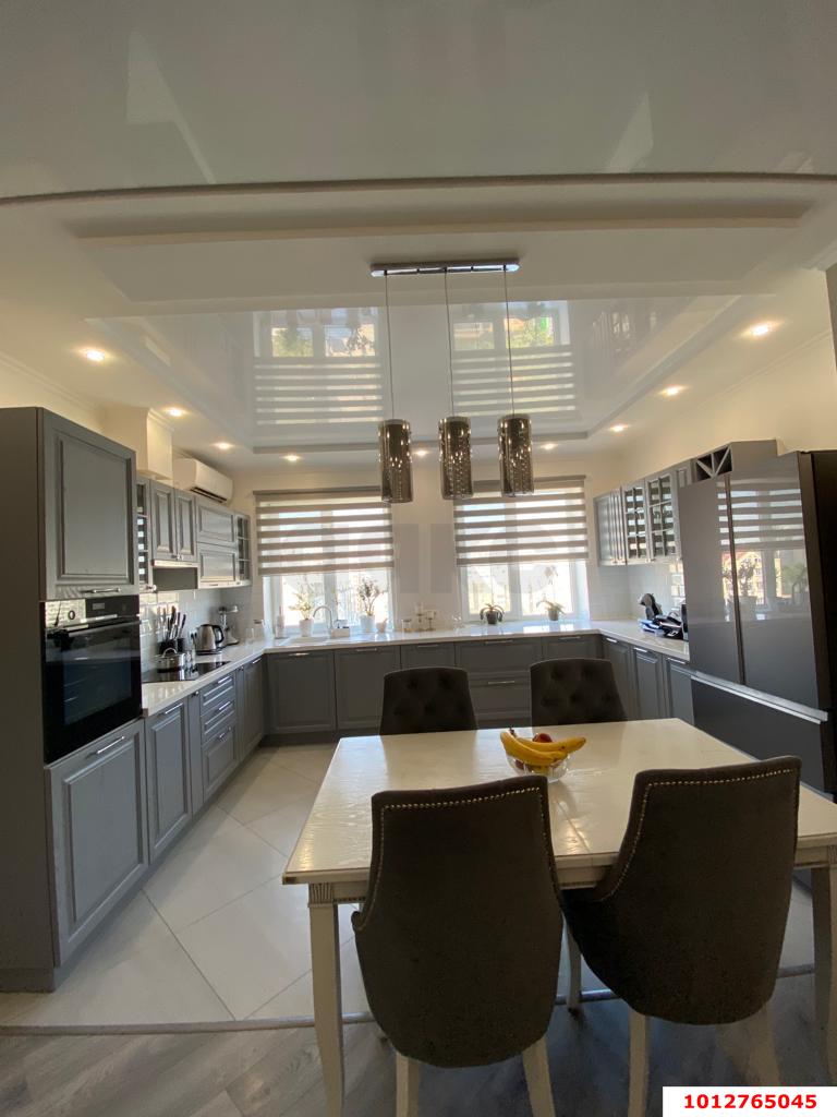 Фото №1: 3-комнатная квартира 84 м² - Краснодар, 40 лет Победы, мкр. Прикубанский внутригородской округ, ул. имени 40-летия Победы, 60