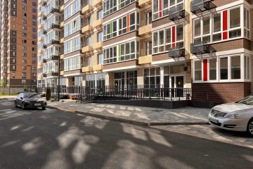 Фото №4: Торговое помещение 103 м² - Краснодар, мкр. жилой комплекс Абрикосово, ул. имени Героя Георгия Бочарникова, 4к2