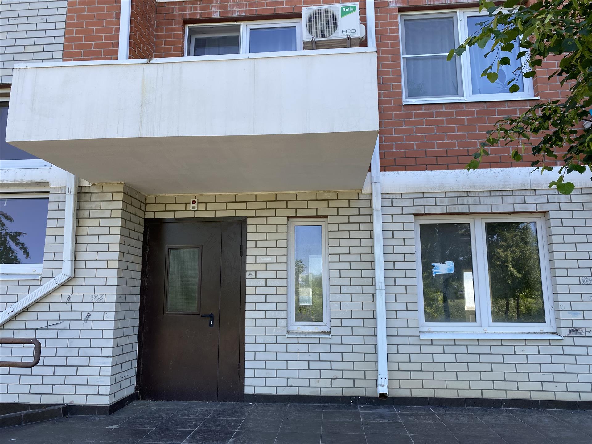 Фото №6: Коммерция 53 м² - Берёзовый, Прикубанский внутригородской округ, п. Прогресс, ул. имени В.М. Бехтерева, 2Ак1