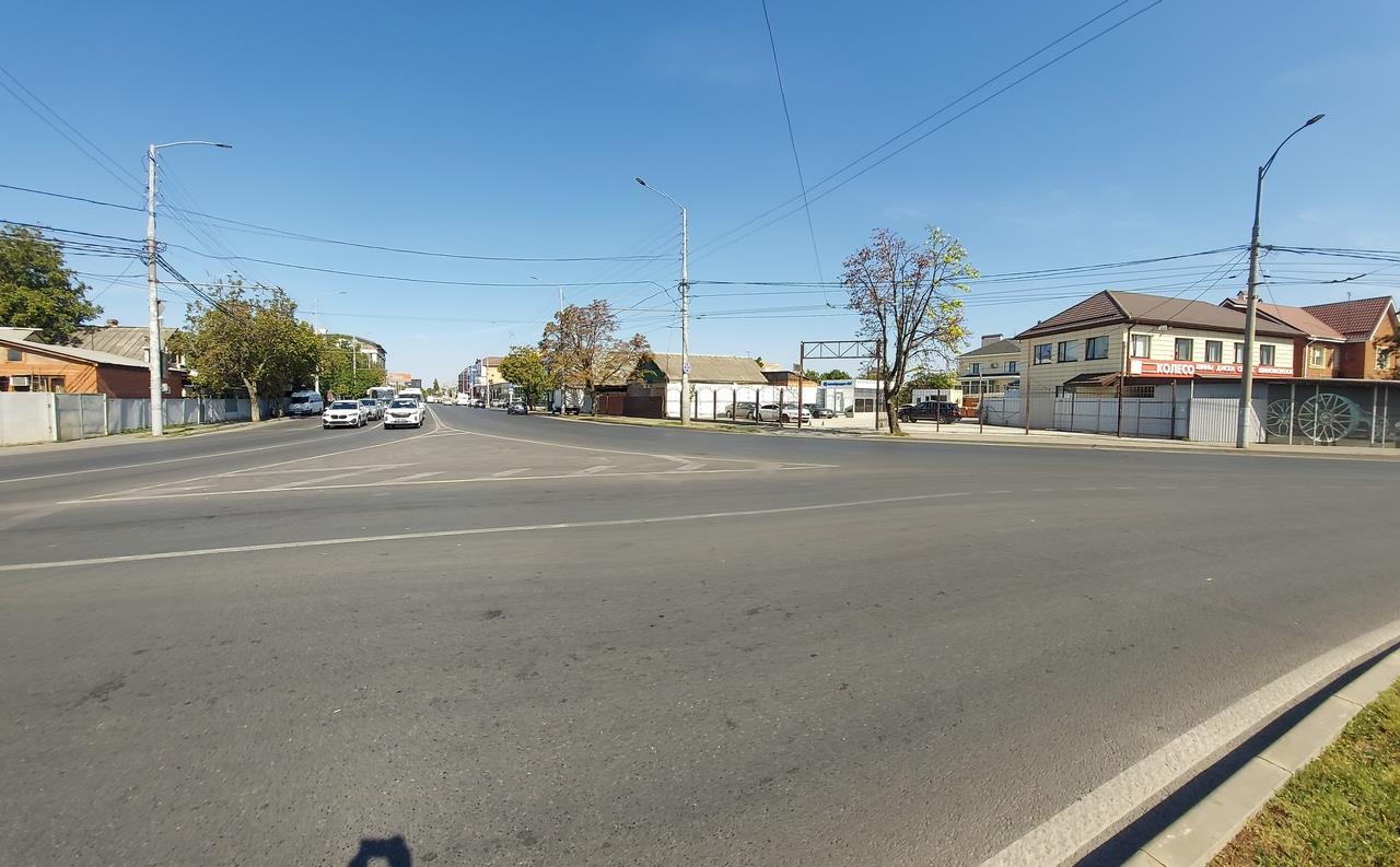 Фото №2: Коммерция 13 м² - Краснодар, Карасунский внутригородской округ, мкр. Хлопчато-бумажный Комбинат, ул. Уральская, 4