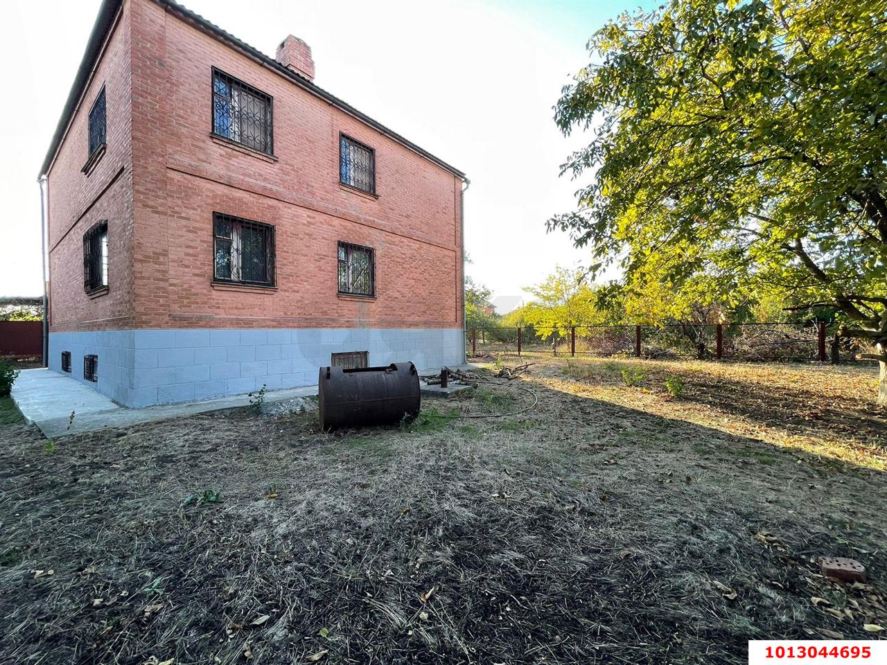 Фото №3: Дом 200 м² + 6 сот. - Краснодар, Прикубанский внутригородской округ, Сады Калинина, ст КНИИСХ, ул. 38-я Линия, 880