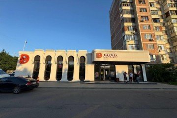Фото №1: Торговое помещение 293 м² - Краснодар, мкр. Юбилейный, ул. Бульварное Кольцо, 18/2