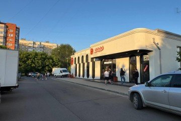Фото №3: Торговое помещение 293 м² - Краснодар, мкр. Юбилейный, ул. Бульварное Кольцо, 18/2