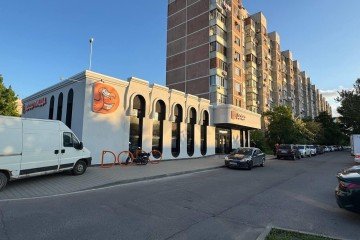 Фото №2: Торговое помещение 293 м² - Краснодар, мкр. Юбилейный, ул. Бульварное Кольцо, 18/2
