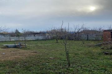 Фото №1: Земельный участок 4 сот. - Юбилейное, мкр. Прикубанский внутригородской округ, ул. Малиновая, 28