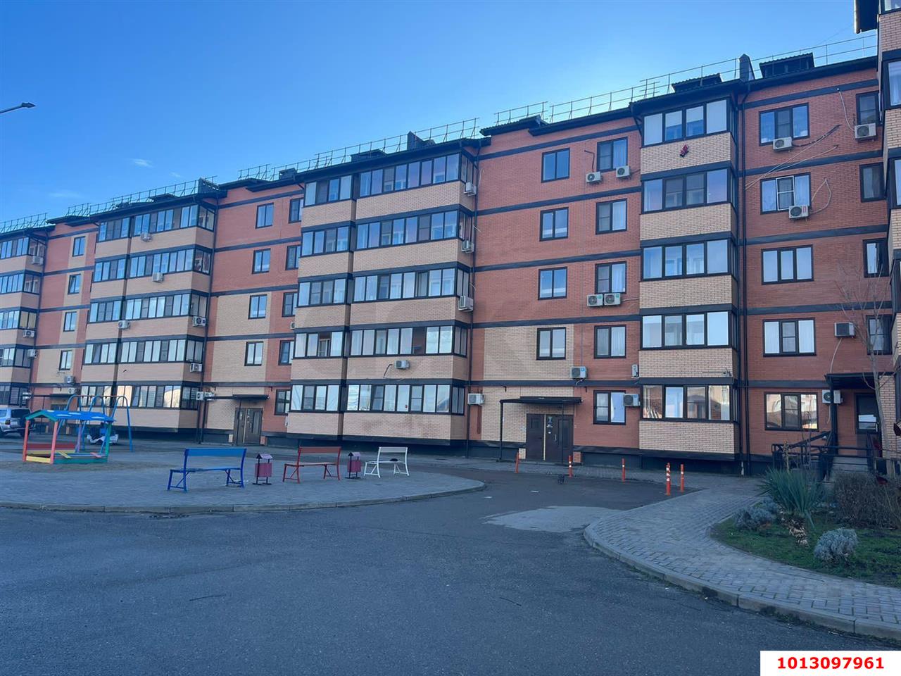 Фото №2: 3-комнатная квартира 100 м² - Афипский, ул. Пушкина, 132/2