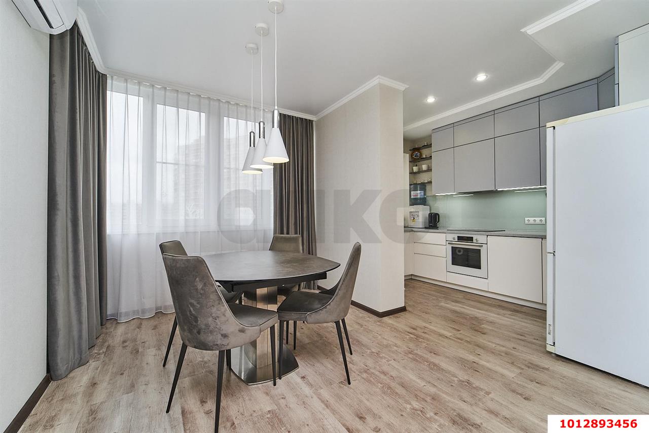 Фото №1: 3-комнатная квартира 81 м² - Краснодар, Прикубанский внутригородской округ, Россинского, мкр. жилой комплекс Инсити, ул. Командорская, 5/2