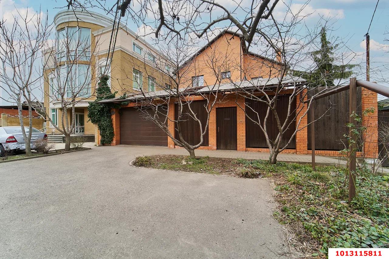 Фото №1: Дом 341 м² + 4.3 сот. - Краснодар, Прикубанский внутригородской округ, мкр. Фестивальный, ул. Герцена, 251