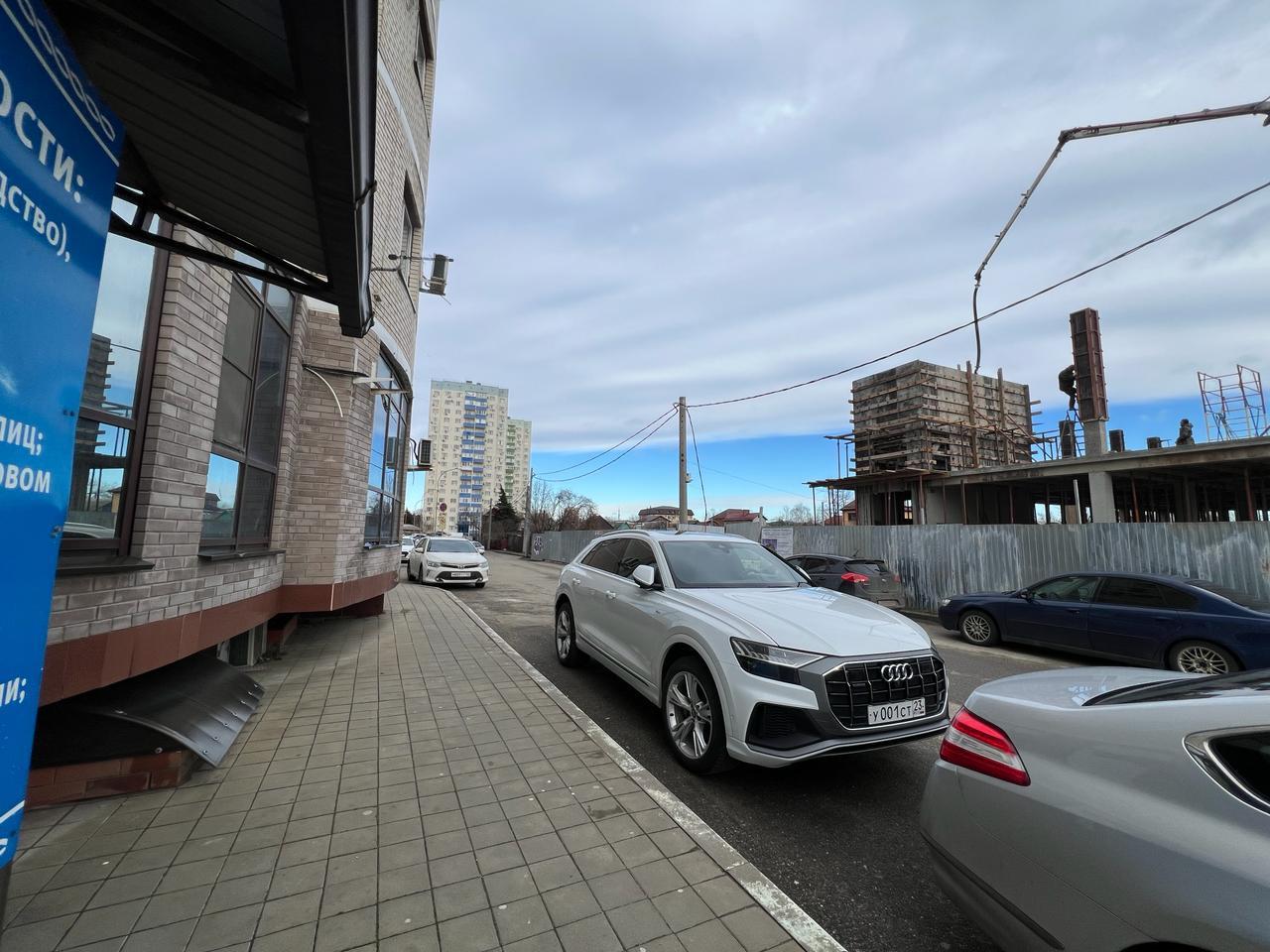 Фото №2: Коммерция 91 м² - Краснодар, Сельскохозяйственный Институт, Юбилейный, мкр. Западный внутригородской округ, пр-кт Чекистов, 37