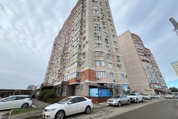 Фото №3: Торговое помещение 92 м² - Краснодар, мкр. Юбилейный, пр-кт Чекистов, 37