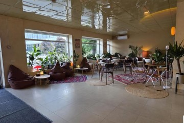 Фото №3: Торговое помещение 114 м² - Краснодар, мкр. Центральный, ул. Коммунаров, 65