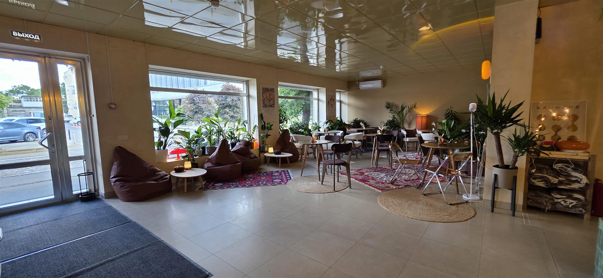 Фото №3: Коммерция 113 м² - Краснодар, Центральный, мкр. Центральный внутригородской округ, ул. Коммунаров, 65