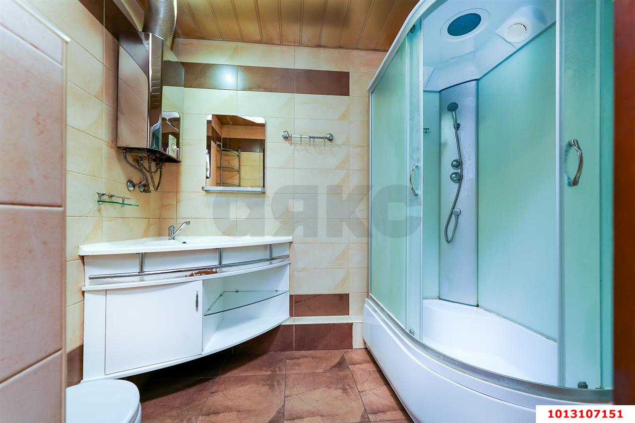 Фото №18: 3-комнатная квартира 60 м² - Краснодар, Центральный, ул. Коммунаров, 241